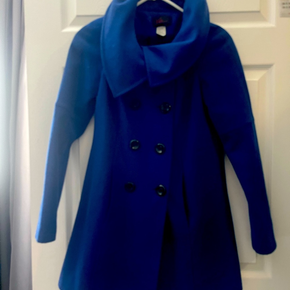 Womenswear size small and medium fall jackets and dresses.